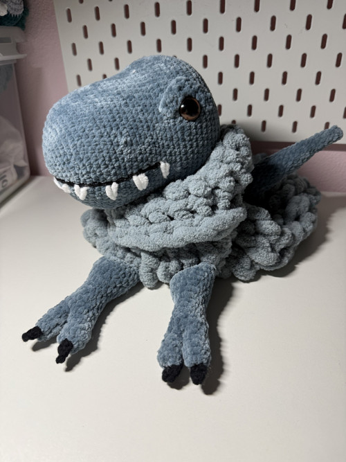 Pyžamožrout dinosaurus T-rex