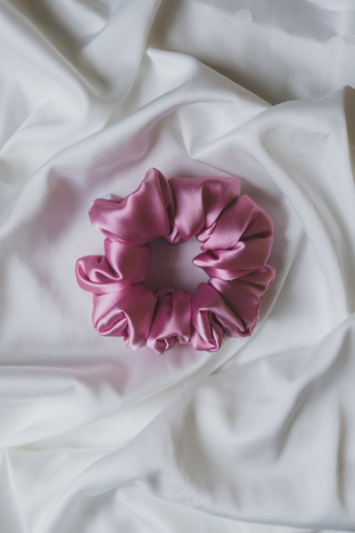 Hedvábná scrunchie "ROSE"