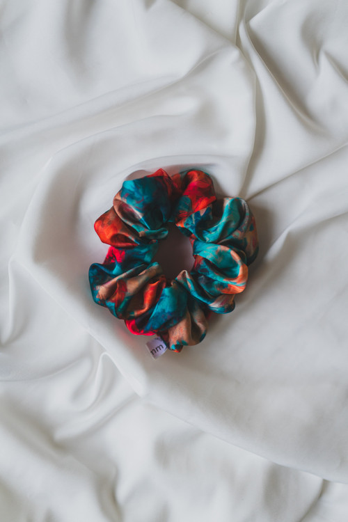 Hedvábná scrunchie "ESTER" — foto 1