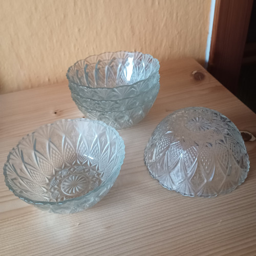 Skleněné mističky — foto 1