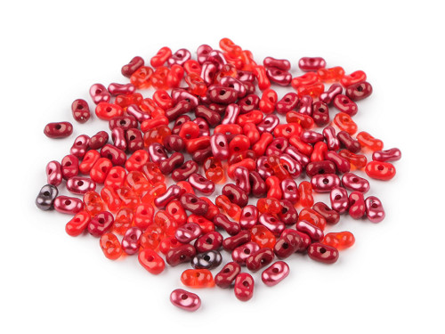 Plastové korálky peanut (10g) - mix červený