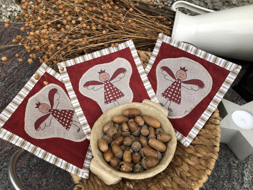 Vánoční podkafíčka andílci 15 x 15cm