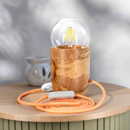 Anežka – něžná lampa oslavující život