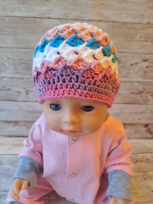 Baby Born 43 cm - háčkovaná čepice