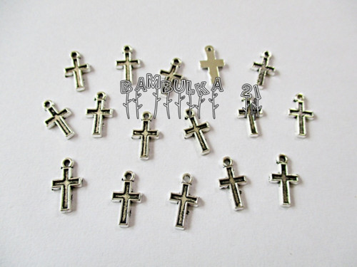 Kovový křížek cca 13x7mm - 1ks
