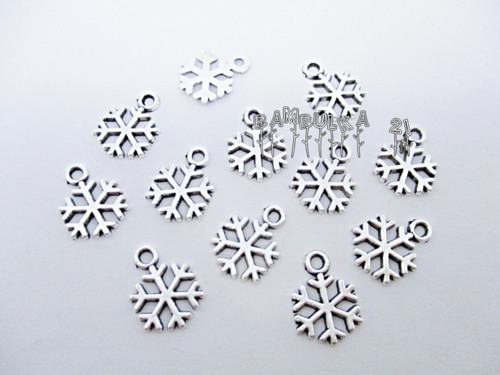 Kovový přívěsek vločka 14x10mm, starostříbro, 1ks