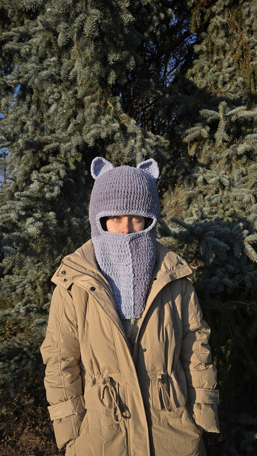 Lyžařská kukla pánská šedá. Sleva s 1499 Kč.