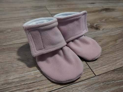 Fleecové capáčky na suchý zip — foto 1