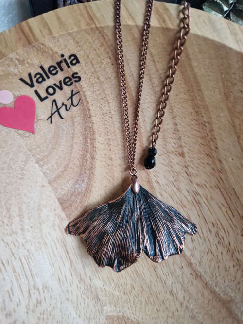 Dark ginkgo biloba