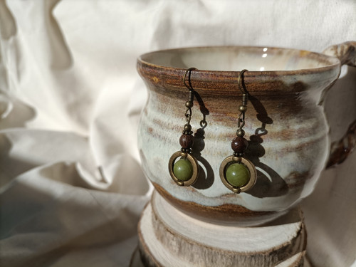 Boho náušnice s peridotem