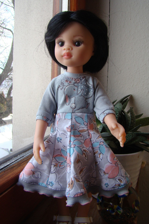 Paola Reina 32cm - šatičky a čelenka