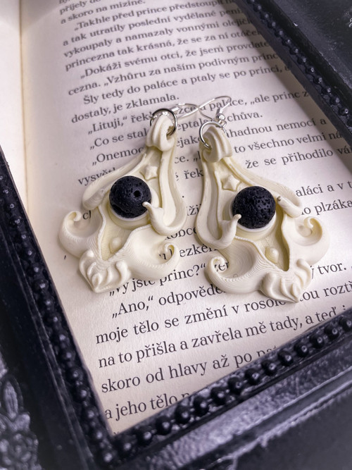 Náušnice Goth victorian krémové — foto 1