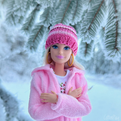 Pletená čepička pro Barbie - Růžová kombinace