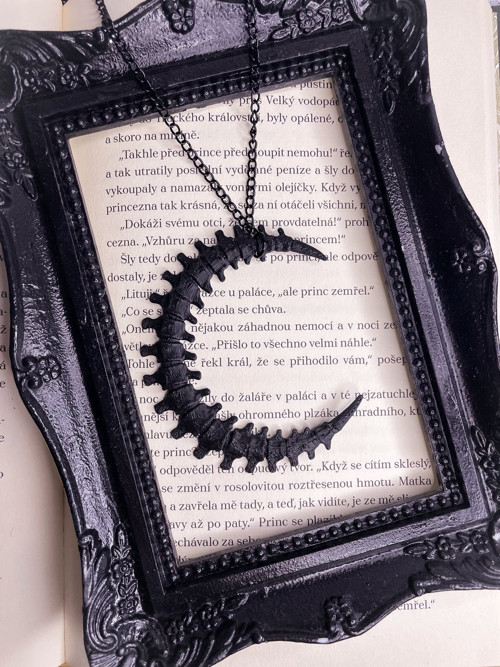 Náhrdelník Vertebrae černý