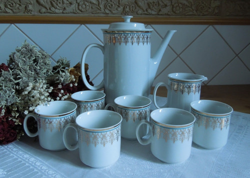 Retro porcelánový značený kávový servis