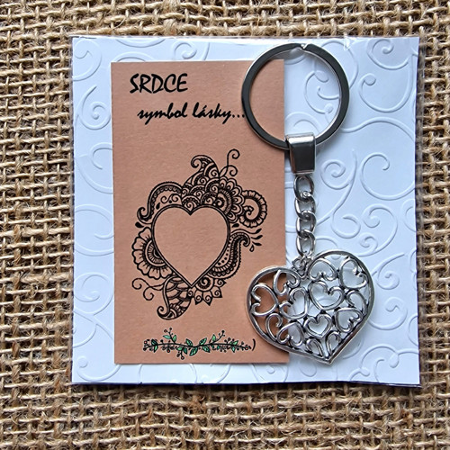 KLÍČENKA embossing (srdíčko ornament) — foto 1