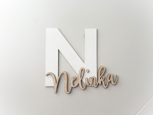 JMÉNO S INICIÁLOU Nelinka #1