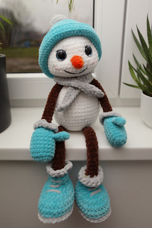 Velký ručně háčkovaný sněhulák (50 cm)