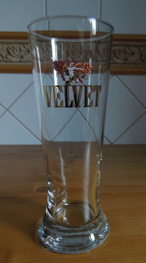 Cejchovaná pivní sklenice