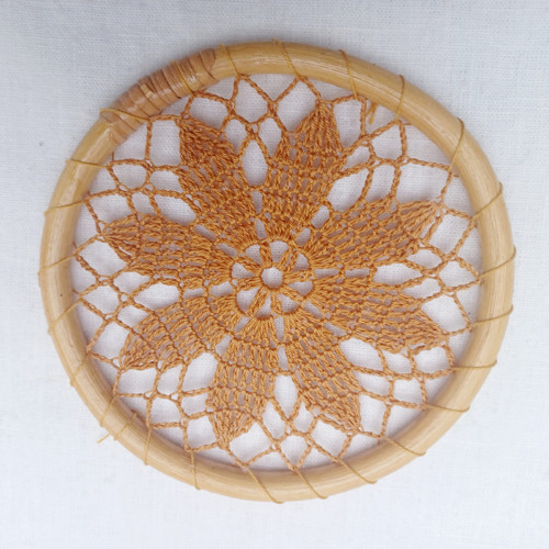 Mandala v ratanovém kruhu