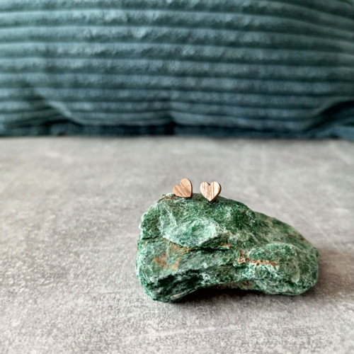 Náušnice srdíčka dřevěná 6mm