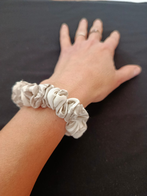 Gumička do vlasů scrunchies