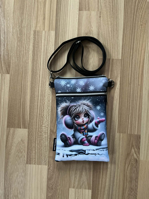 Zimní holčička - taštička crossbody na mobil