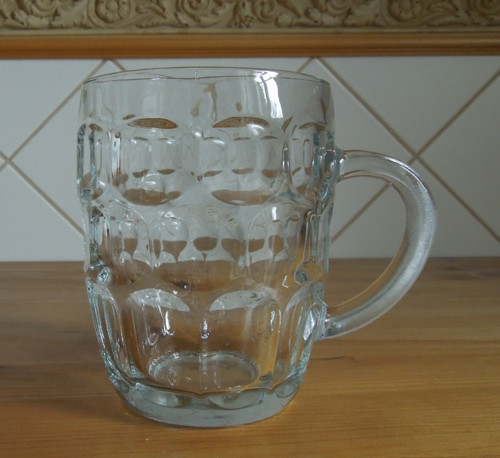 Pivní skleněný půllitr — foto 1