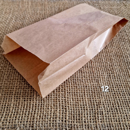 12 - sada 10 ks - PAPÍROVÉ SÁČKY (23x12)