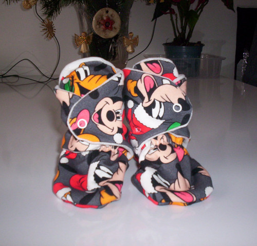 Kojenecké capáčky 11-12 cm