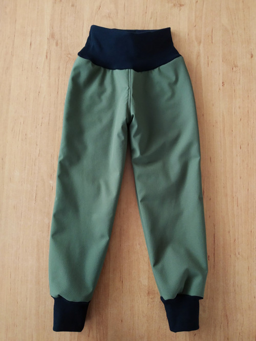 Softshellky zimní s beránkem khaki