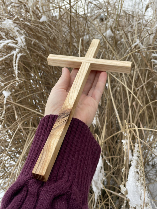 Jasanový kříž 30 cm č.148