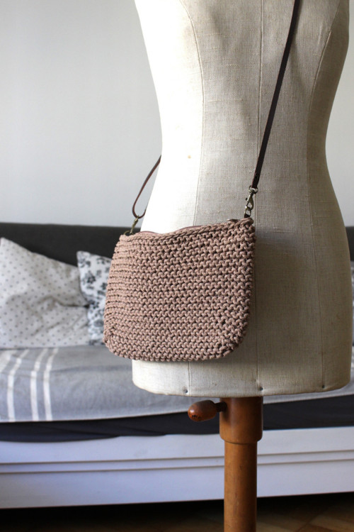 Přízová crossbody kabelka T150 béžová