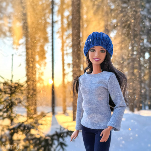 Mikina pro Barbie - světle modrá — foto 1
