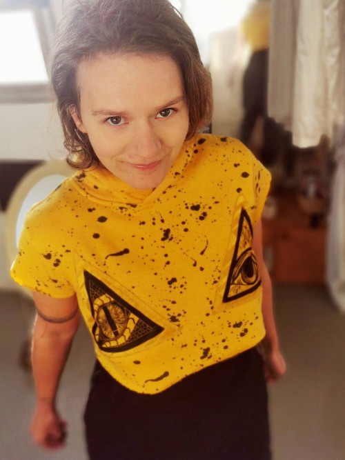 Crop-Top Western Yinyang
