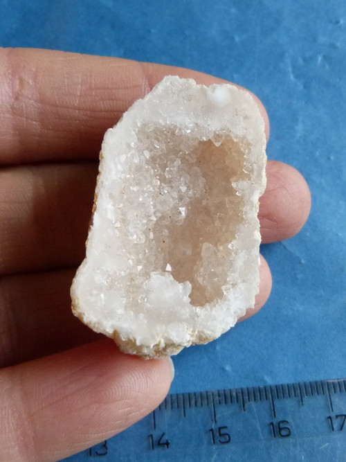 Křišťál geoda - 4,2 cm — foto 1