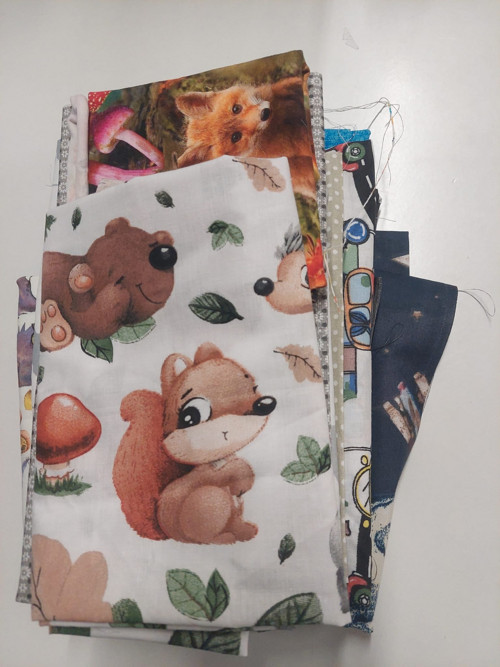 Bal.cca 540g např. na patchwork