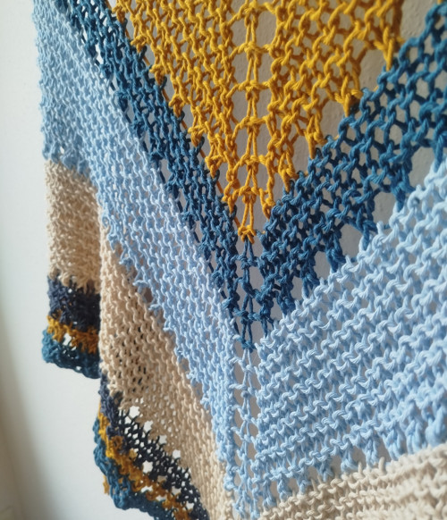 Margaret, kari, denim, smetana — foto 1