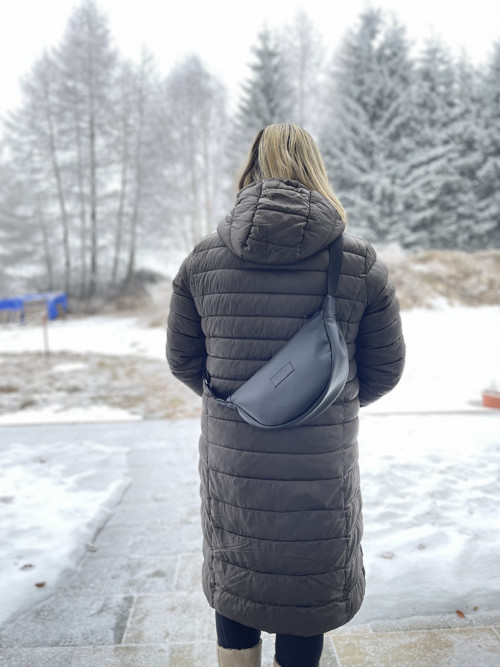 FLOW crossbody ledvinka černá
