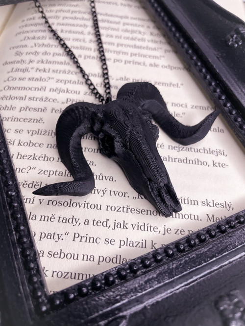 Náhrdelník Baphomet černý