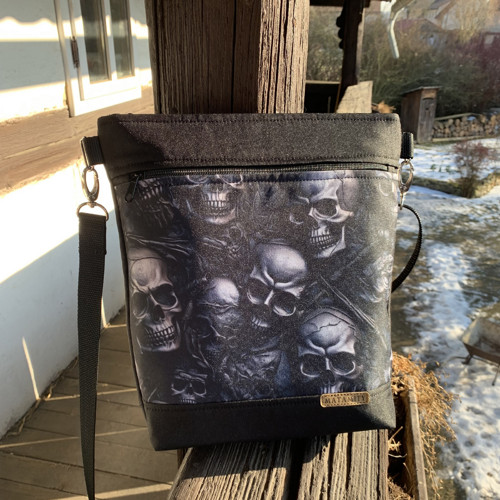 Crossbody kabelka - Lebky