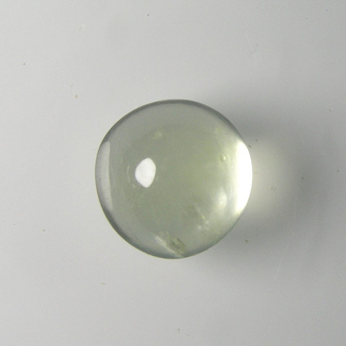 Kabošon Prehnitu, 3,21 ct., 8,8x8,7x5,5 mm