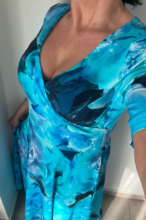 Šaty velikost 38,40,42,44 — foto 1