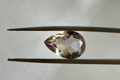Ametrín 2,51 ct, 12,16x8,23x4,66 mm