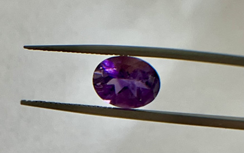 Ametyst 1,87 ct, 9,14x7,03x5,24 mm