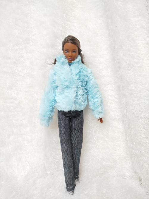 Kožíšek pro Barbie — foto 1