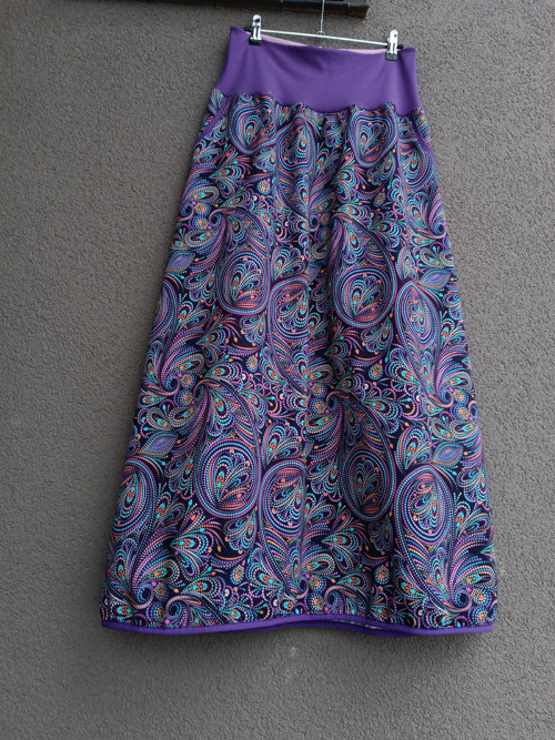 Dotted paisley ... suknička dlouhá XL
