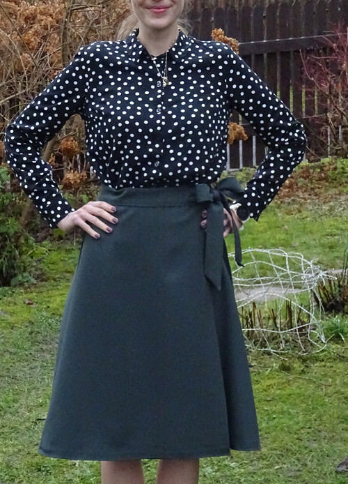 Zavinovací sukně šedá — foto 1