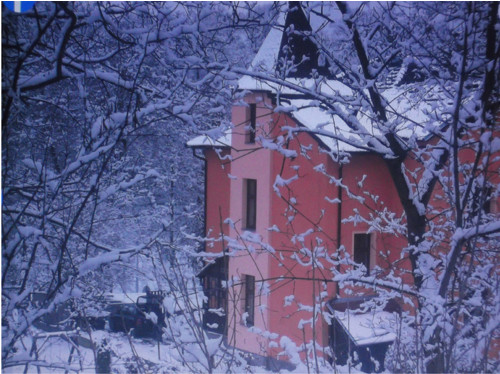 Zima 12.2011. Dům pod nádražím v Rakovníku.