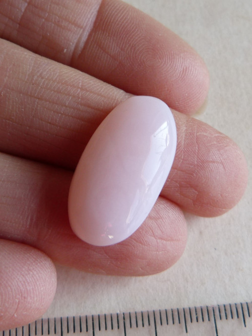 Opál růžový - 2,4 cm - Extra